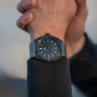 MAVERICK - DARK NIGHT